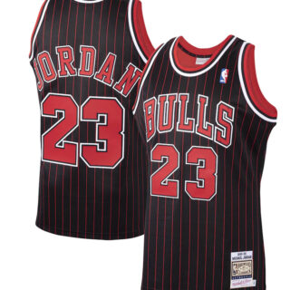 Men's Chicago Bulls #23 Michael Jordan Black Mitchell & Ness Hardwood Classics 1995-96 Stitched Jersey