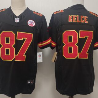 Men's Kansas City Chiefs #87 Travis Kelce Black F.U.S.E Vapor Untouchable Limited Stitched Football Jersey