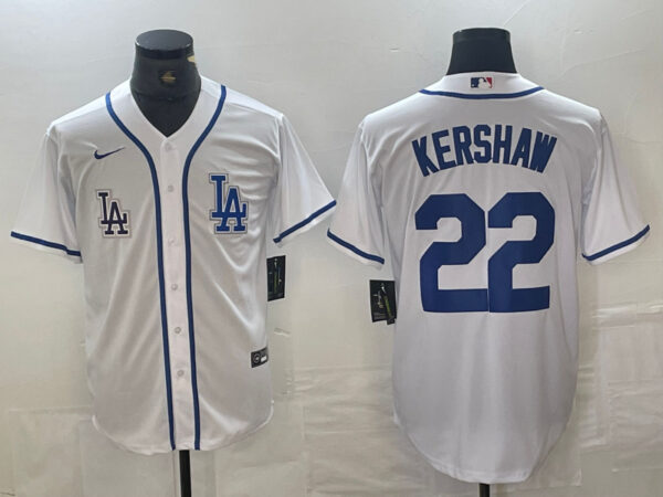 Men's New York Yankees #22 Juan Soto White Cool Base Stitched Baseball Jersey