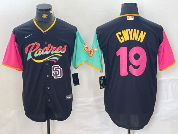 Men's San Diego Padres #19 Tony Gwynn Black City Connect Cool Base Stitched Baseball Jerseys