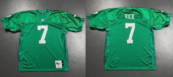 Men's Philadelphia Eagles #7 Michael Vick Green Throwback Stitched Baseball Jersey