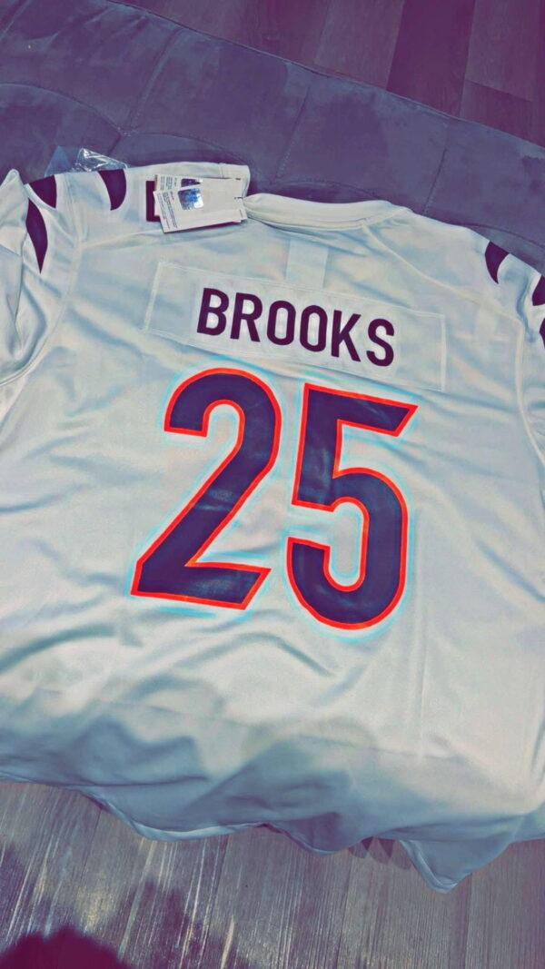 Men's Cincinnati Bengals #25 Tahj Brooks White Jersey