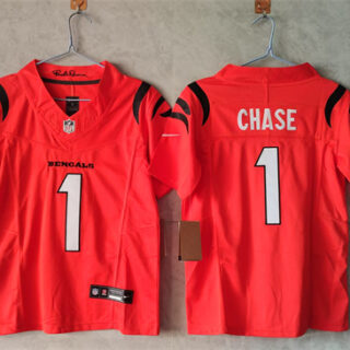 Women's Cincinnati Bengals #1 Ja'Marr Chase Orange F.U.S.E. Stitched Vapor Football Jersey(Run Small)