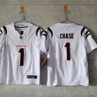 Women's Cincinnati Bengals #1 Ja'Marr Chase White F.U.S.E. Stitched Vapor Football Jersey(Run Small)