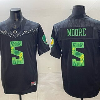 Men's Oregon Ducks #5 Dakorien Moore Black F.U.S.E. Vapor Limited Stitched Football Jersey